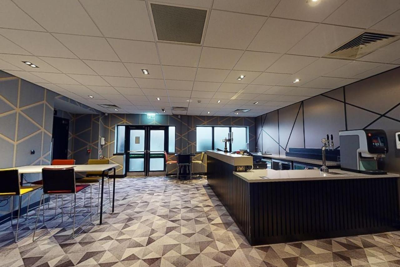 Village Hotel 3*